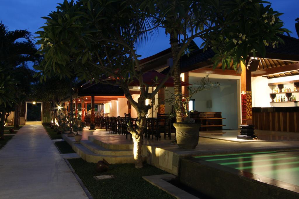 Hotel Melamun Lovina Екстериор снимка