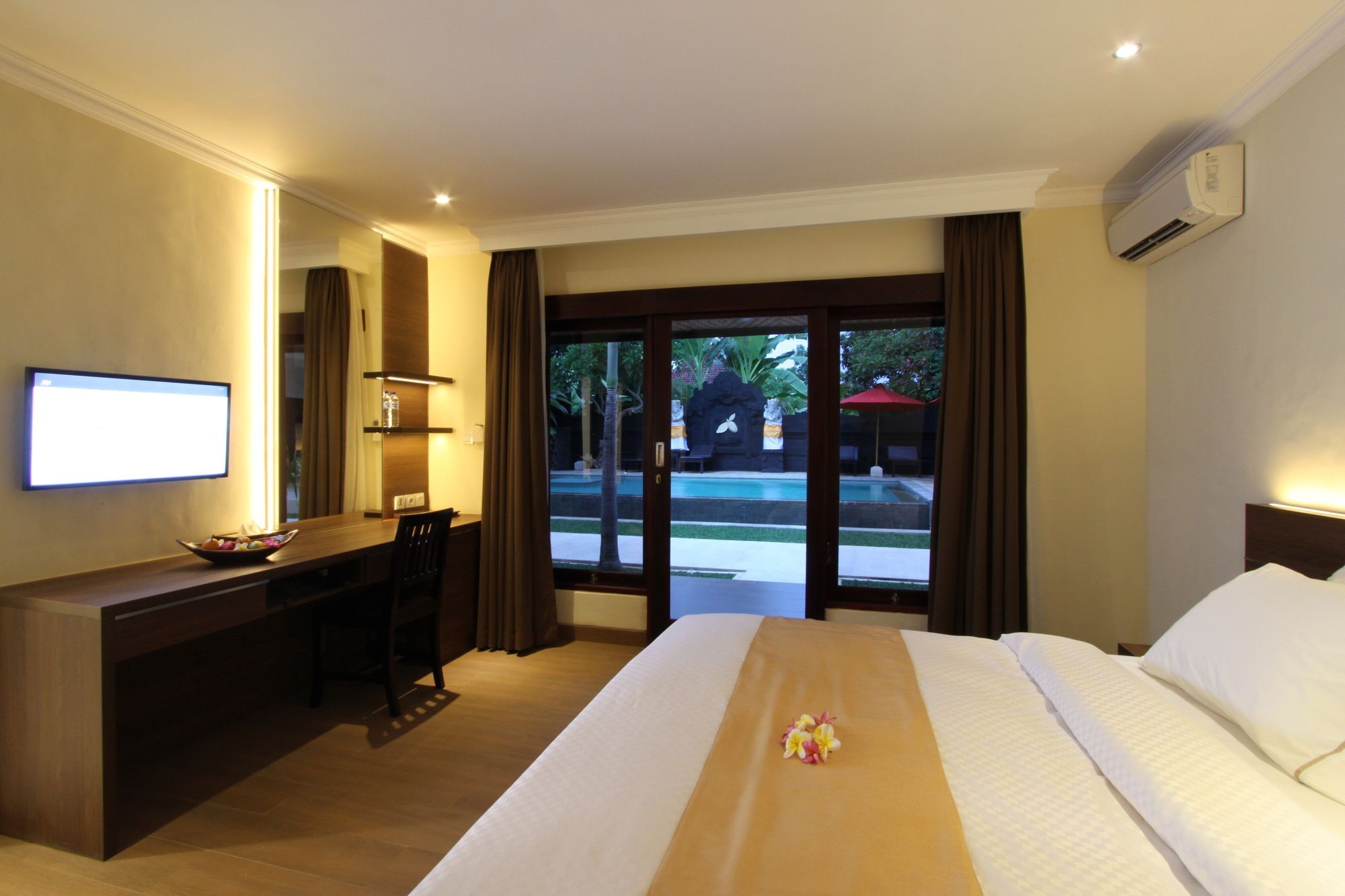 Hotel Melamun Lovina Екстериор снимка